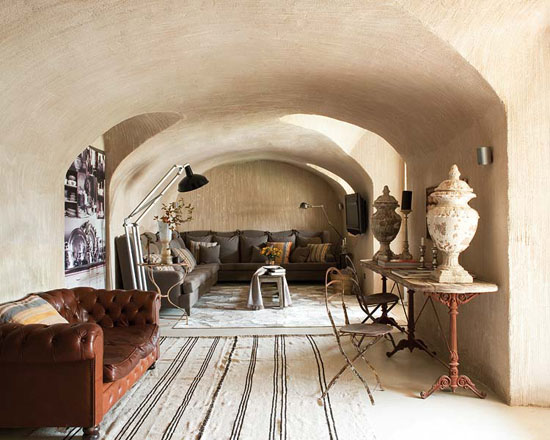Spanish Farmhouse Interior Gets A Contemporary Makeover Spanish Farmhouse Interior Gets A Contemporary Makeover