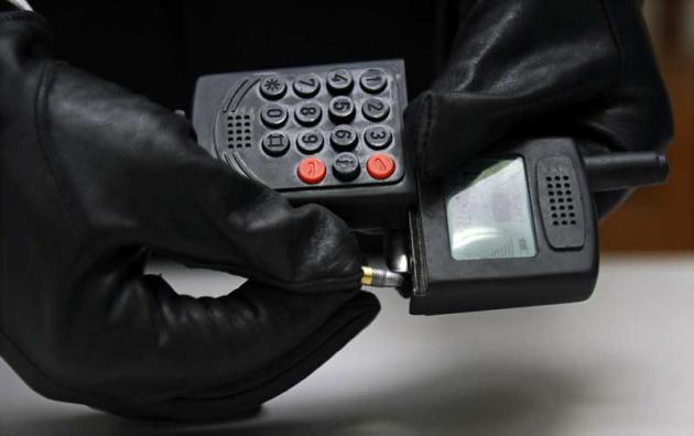 phonegun1.jpg phonegun1.jpg