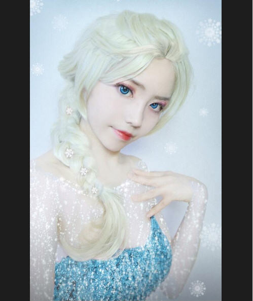 This Korean Cosplayer’s Expressionless-Doll-Like Appearance is Making ...