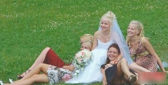 Bride Accidentally Exposure Her Privacy :: FOOYOH 
