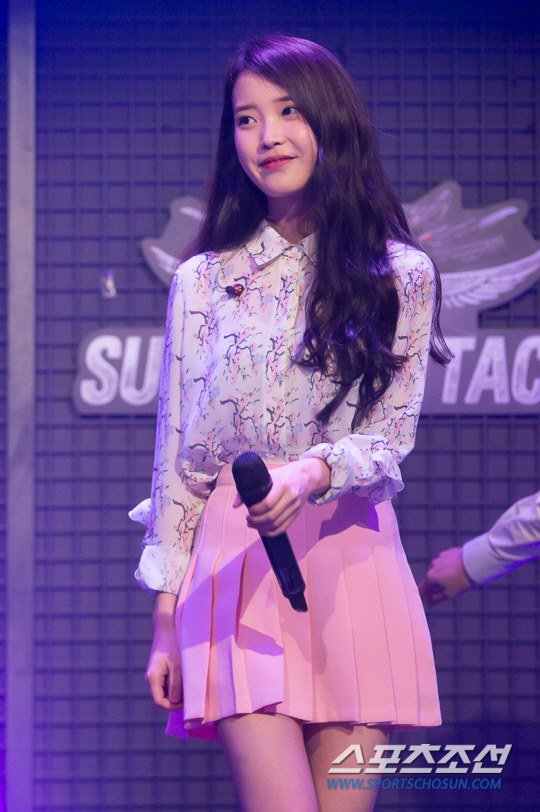 IU Flaunts Her Slender Legs At Sudden Attack Event :: Daily K Pop News ...